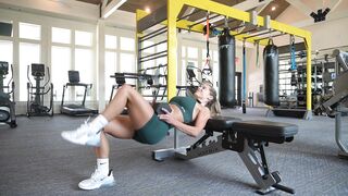 My Leg and Glute Workout of the day / MIC'D UP